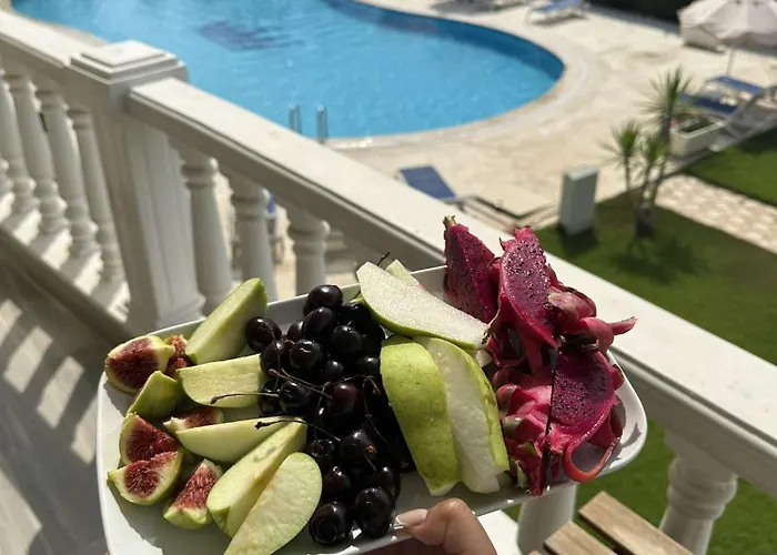 King Cleodora * Belek